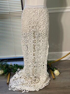 Norma Kamali | Obie Long Skirt